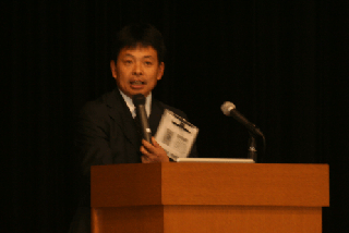 関西大学初等部 今宮信吾先生の写真